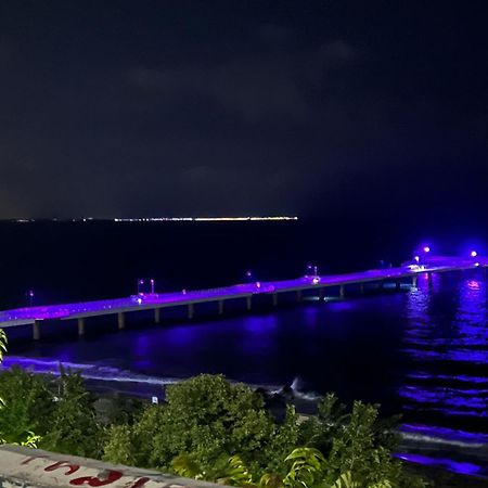 Елегантен Двустаен Апартамент Four Seasons Burgas City Exterior foto